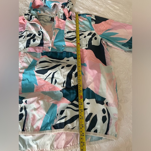 B Fresh jacket - Picture 4 of 5